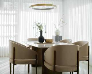 Solana Dining Table with Solana Chairs