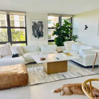 Image by @thebrandingtherapist Image by @thebrandingtherapist